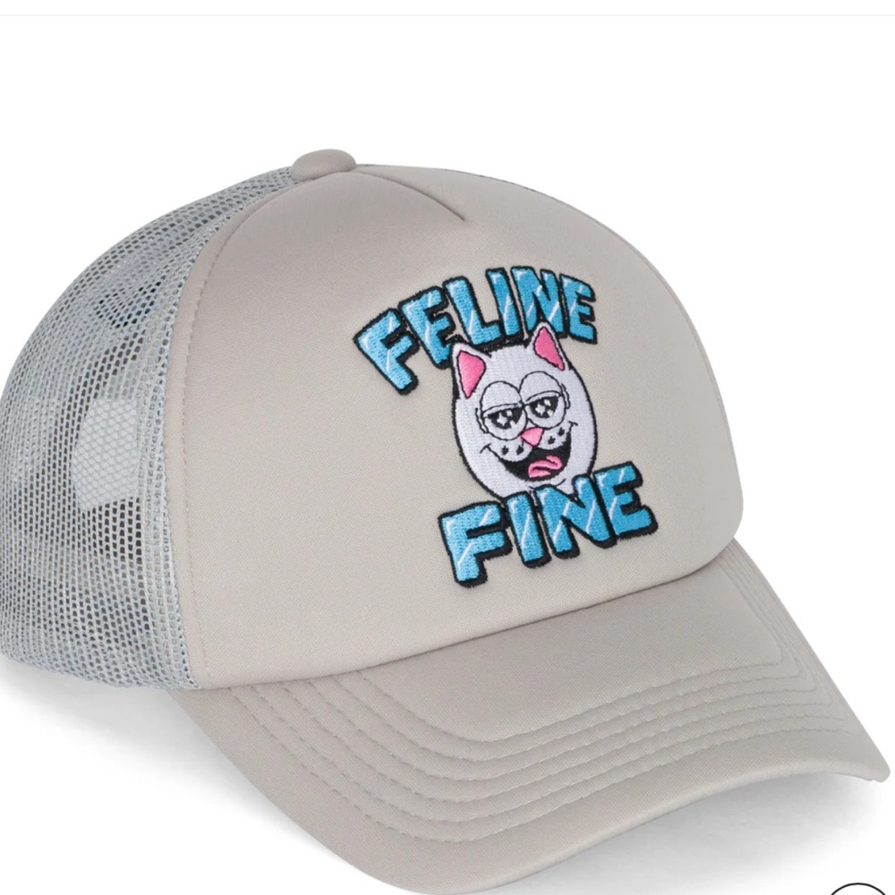 NWT Ripndip Feline Fine Trucker Hat